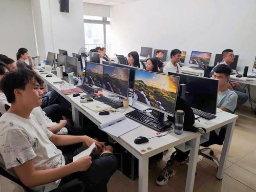 什么实力，让老设计师都看愣了？揭秘数字创意展陈的跨次元真相